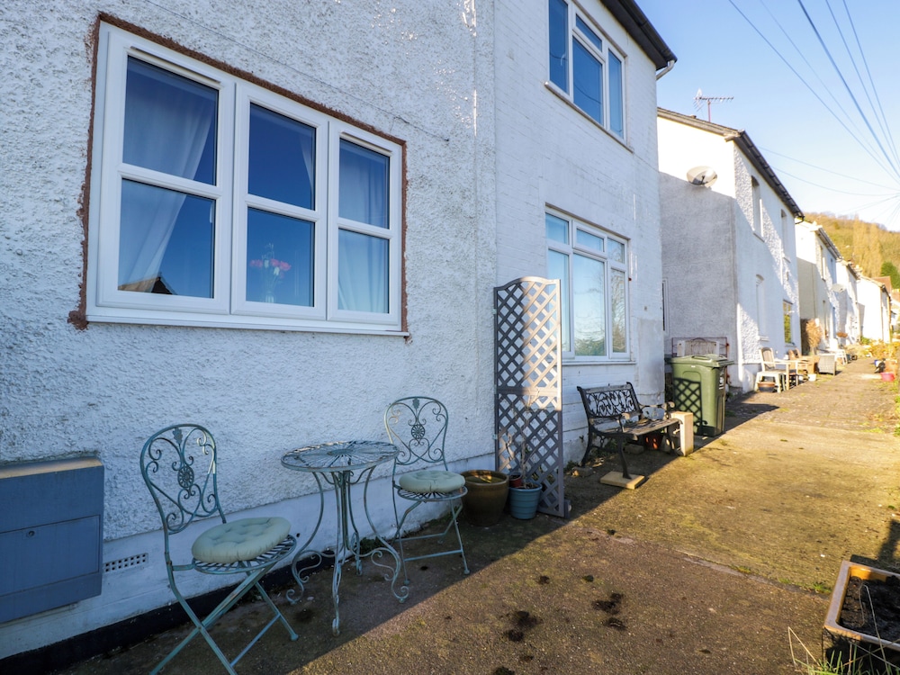 Holly Cottage