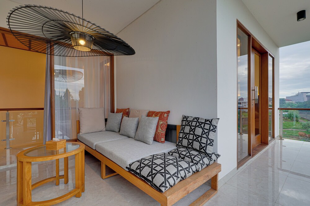 Villa Taman Seminyak Suite 01