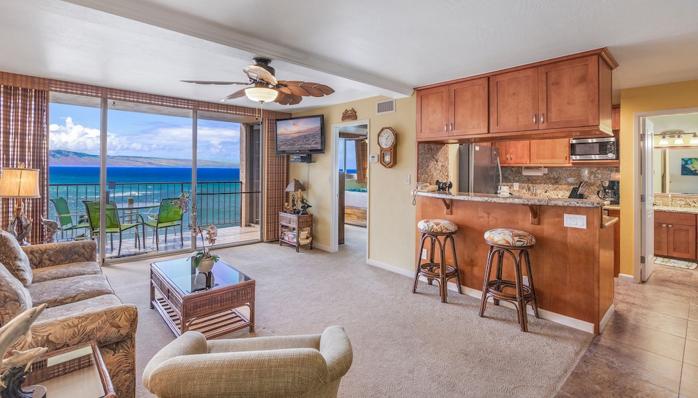 Royal Kahana Resort by rkmaui