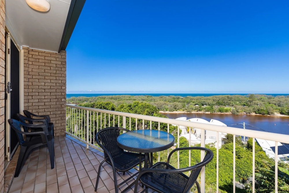Creekside Coastal Escape on Hungerford