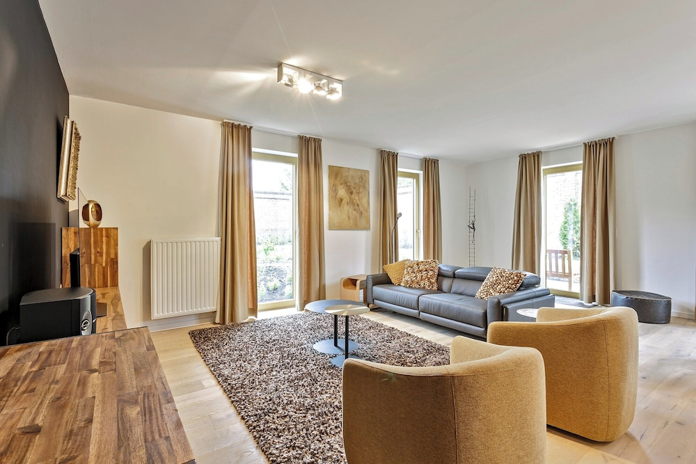 Villa Karmel Apartment In Blankenberge