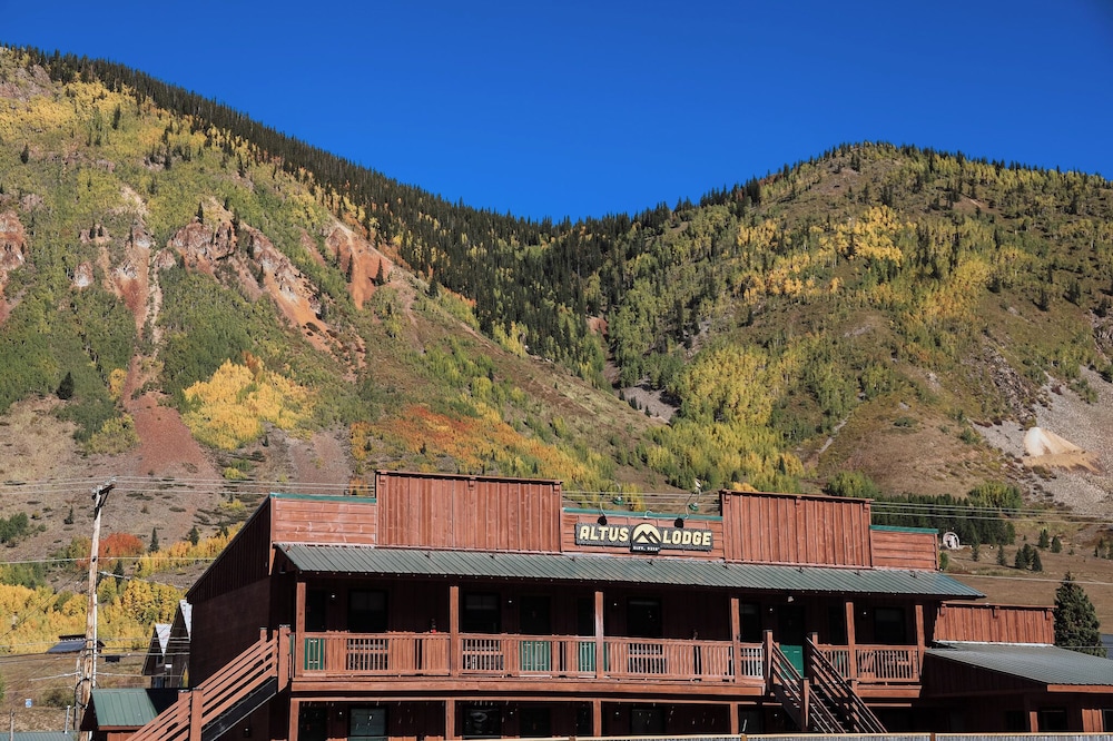 Altus Lodge