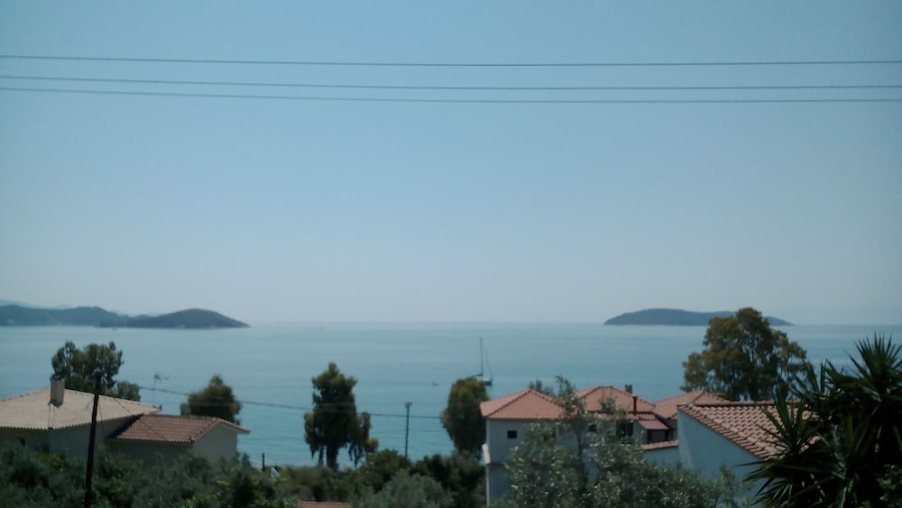 AMARANTHOS SKIATHOS VIEW