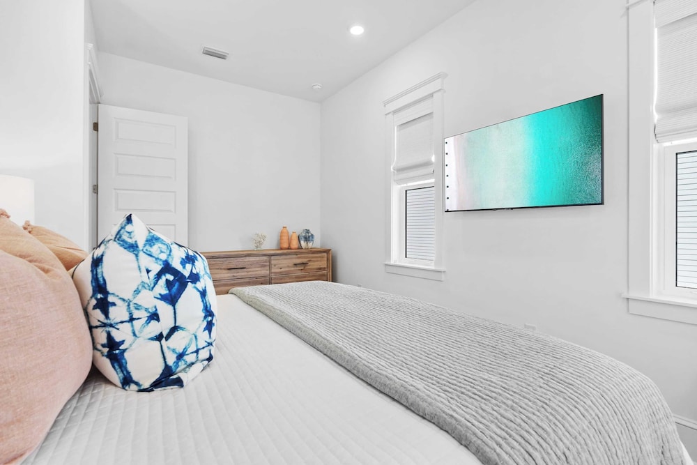 Newly Built 4bdr Arcade Blue Mountain Beach Bluewater Bliss by Avantstay