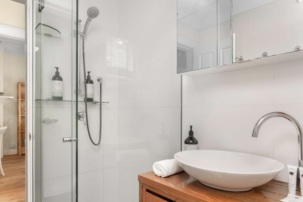 Spacious 2-bed Apartment in the Heart of Manly