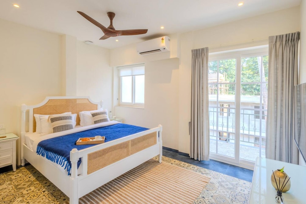 5bhk With Pool 1 5 km From Thalassa Casa Amour