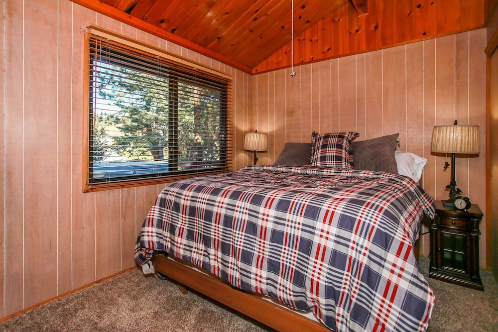 Moonlight Lodge view 2