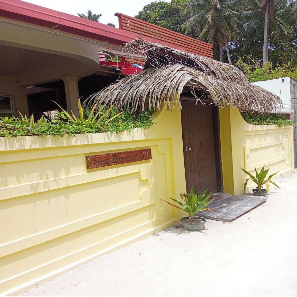 Sea Breeze View