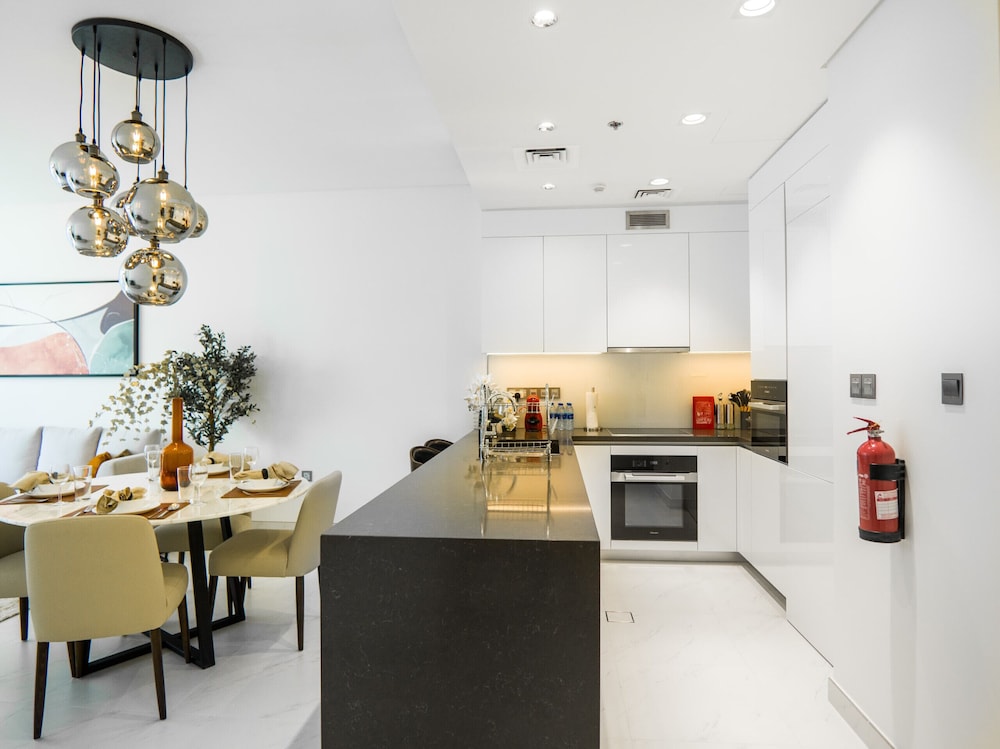 Easygo- Luxury 2bdr With Lagoon Access