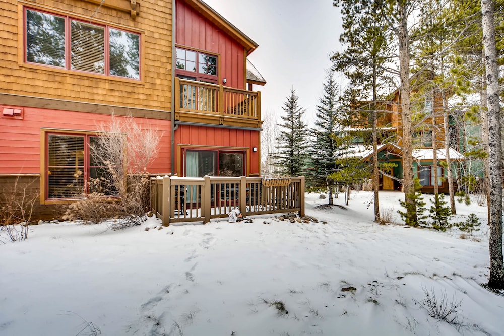 Keystone Townhouse on Snake River by RedAwning