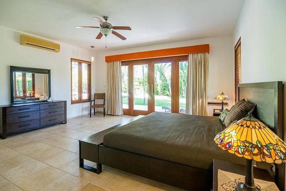 Villa Moderne Luxury Caribbean Villa Rental view 2