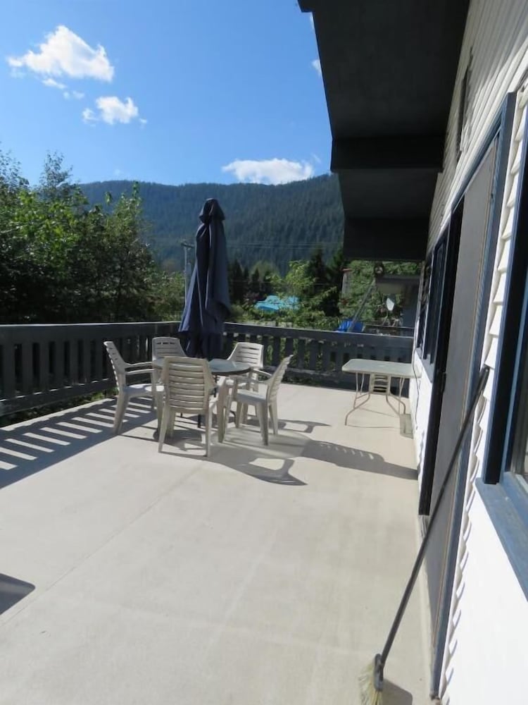 Bearvalley Guesthouse