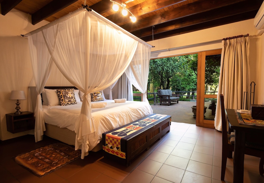 Bush Villa at Kruger Park Entrance