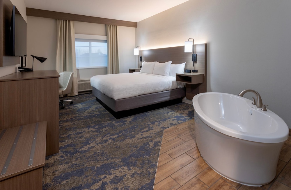 GrandStay Hotel & Suites view 5