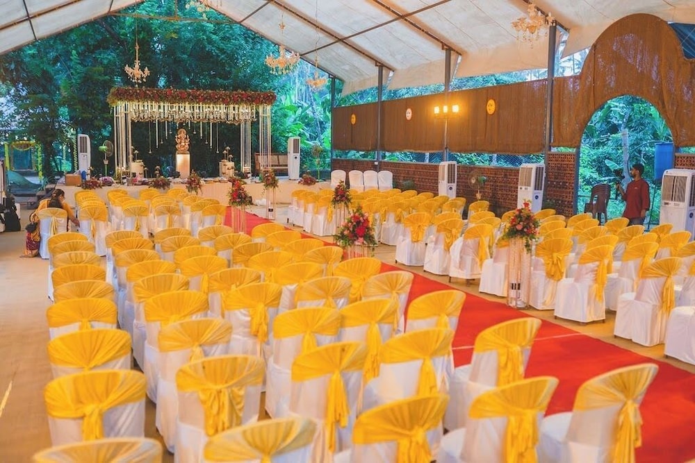 Neelambari Ecotourism Thrissur Aratupuzh