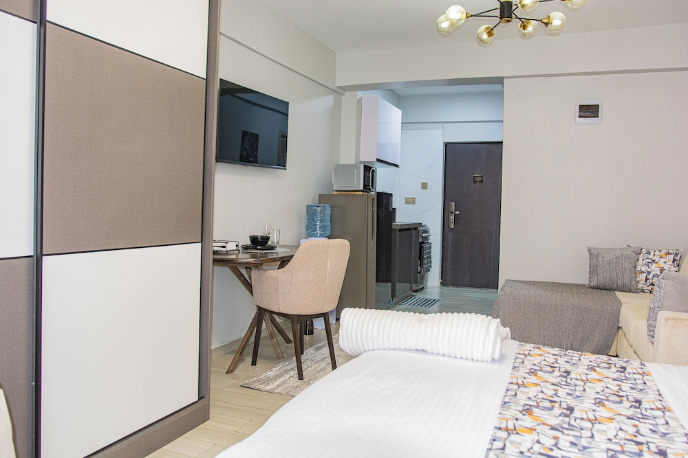 Ashmere by Edmor Suites.