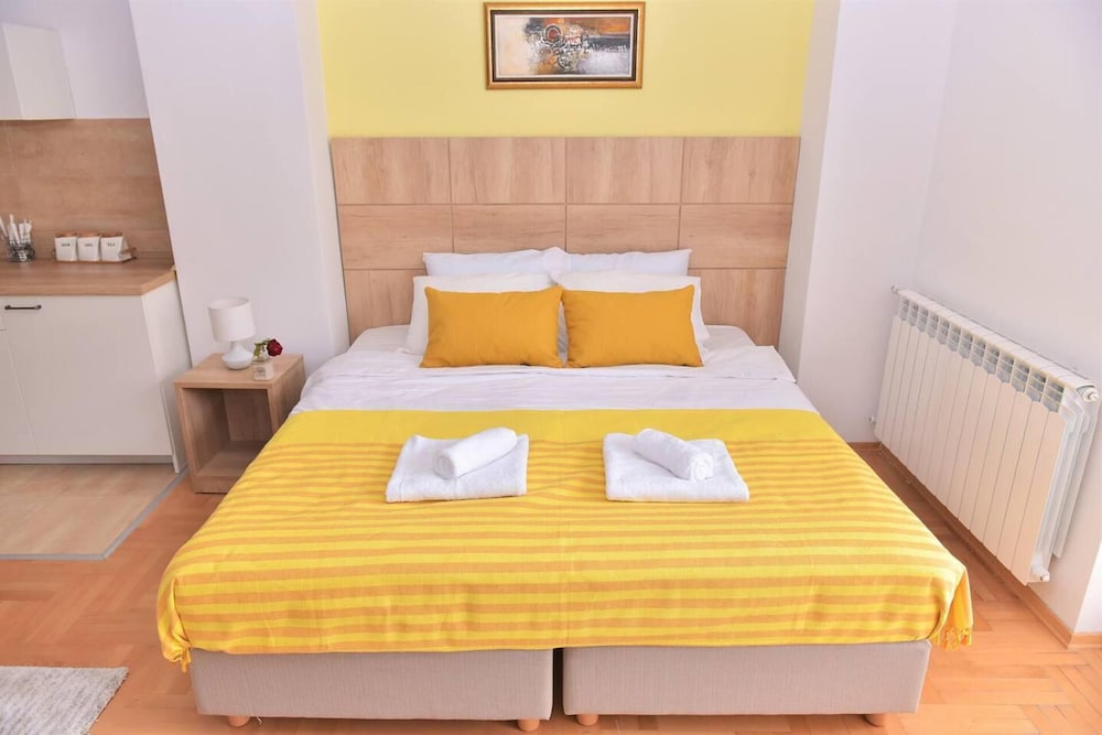 Unique Apartment Leninova view 3