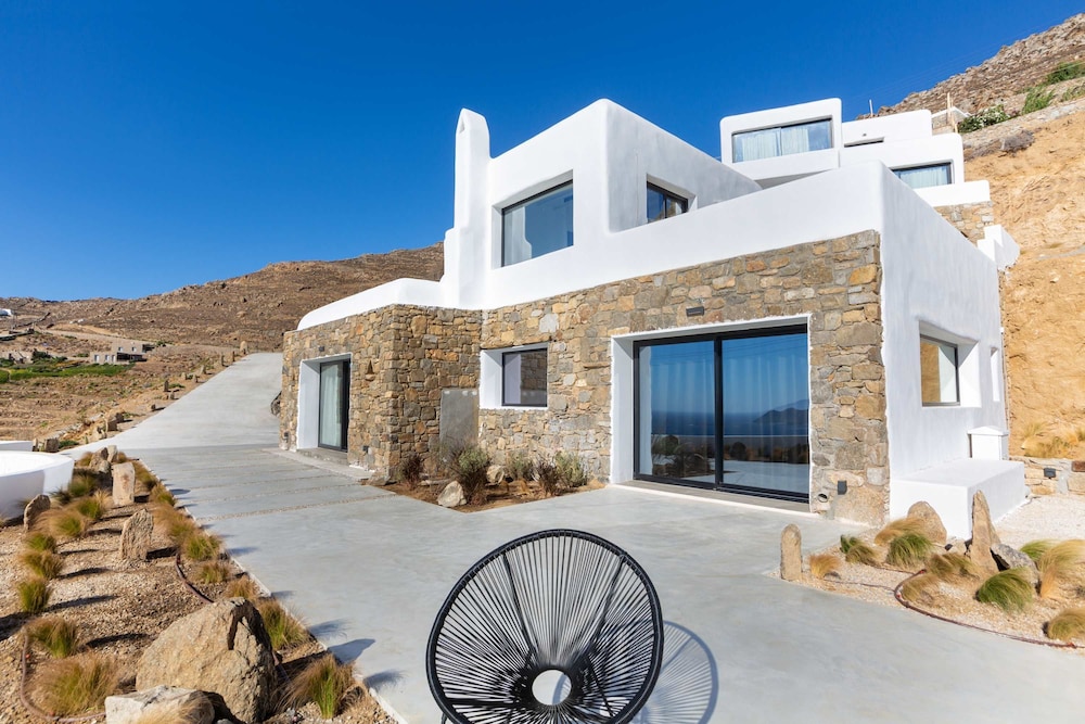 Amaze Mykonos Luxury Seaview Retreat