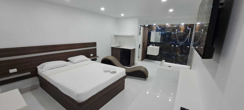 Hotel Nuevo Mejico - Photo 13