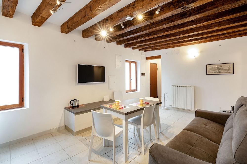 Cannareggio Elegant Apartment