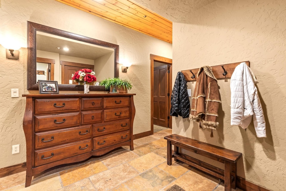 Deer Valley Bct-501 Hot Tub KBM Resorts