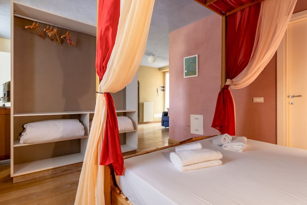Borgo al Sole 3 by Wonderful Italy
