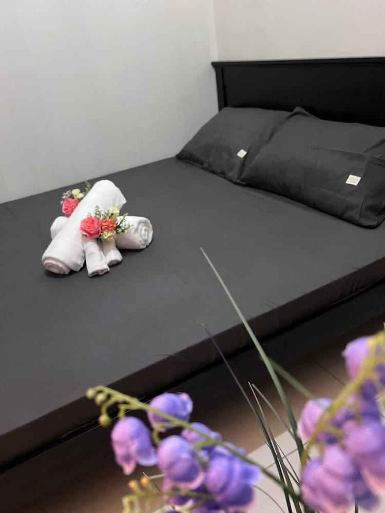 Unistay Coast Res R19 with Bal-Sunset Vw