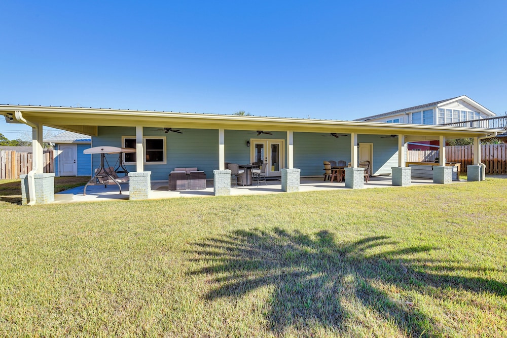 Walk to Gulf: Tranquil Home w/ Yard in Pcb!
