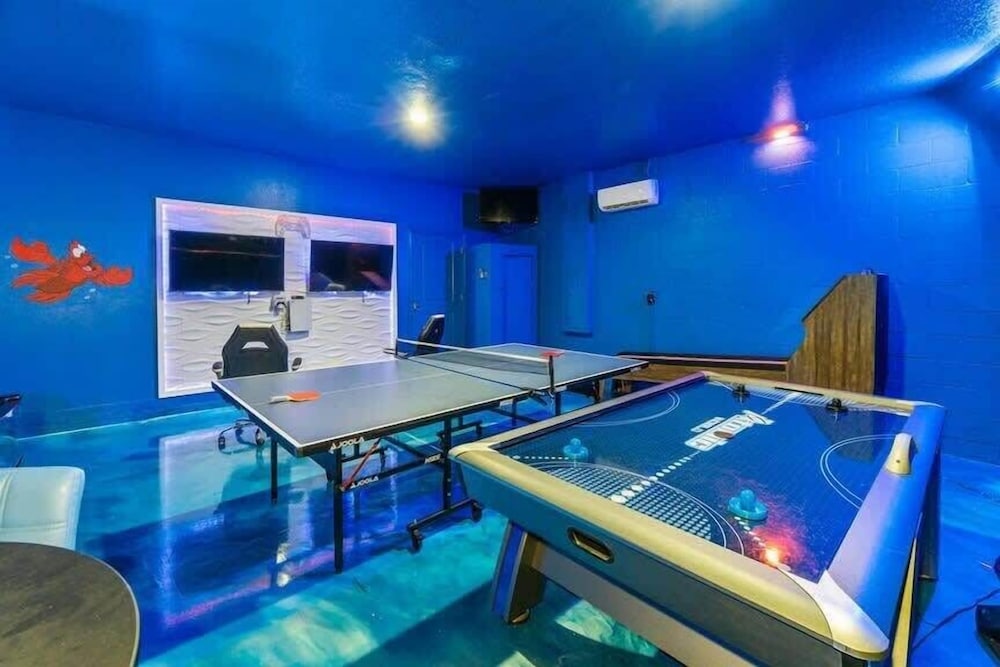 Coastal Paradise 8BR Disney Villa