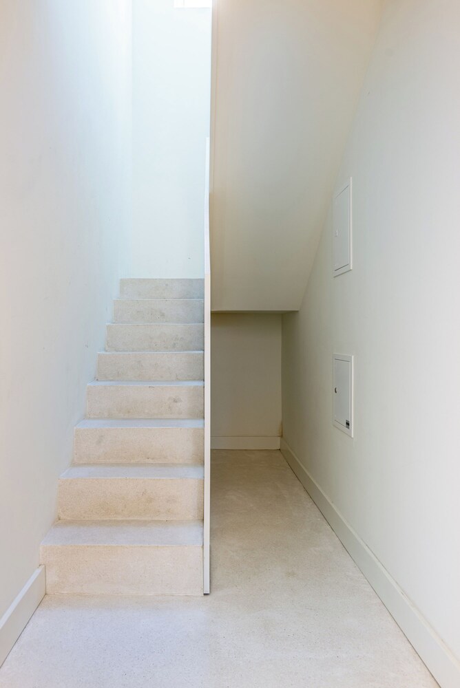 Acm014 Spacious 2BR Duplex in the Ground Floor
