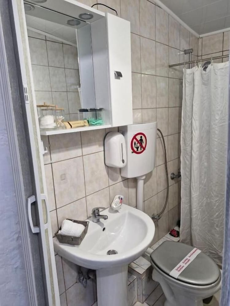 Georgias house 7 min from Athens airport