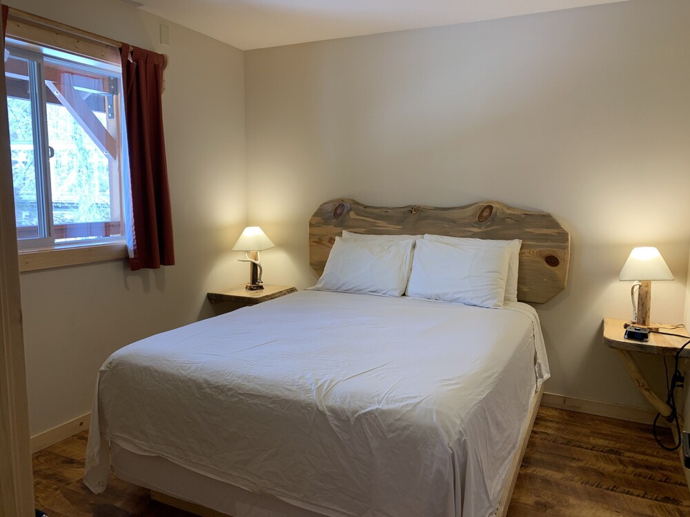 Methow River Lodge & Cabins