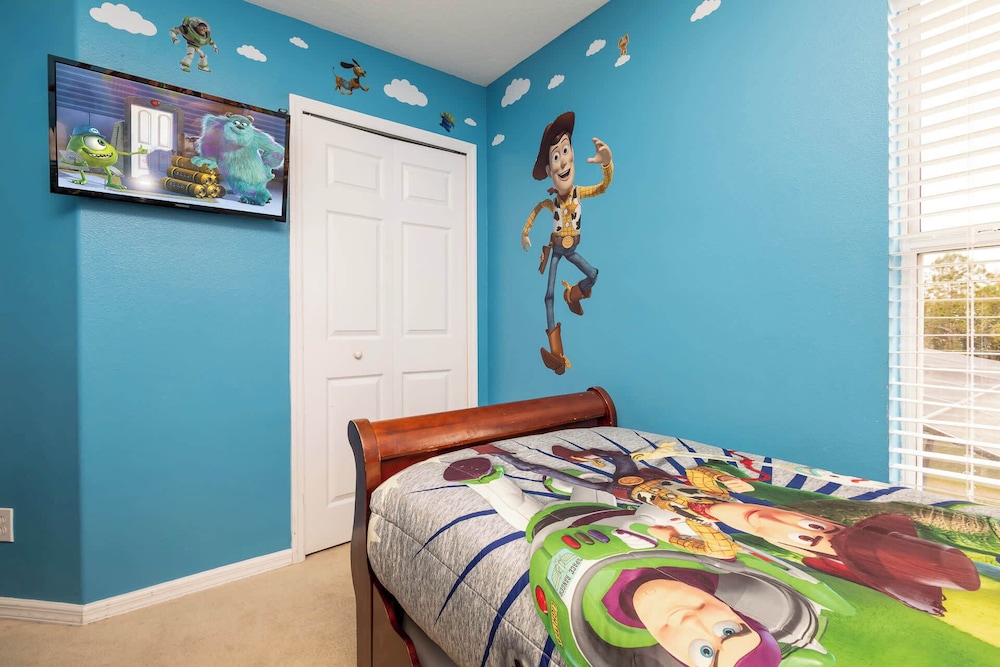 Be Our Guest at Emerald Island