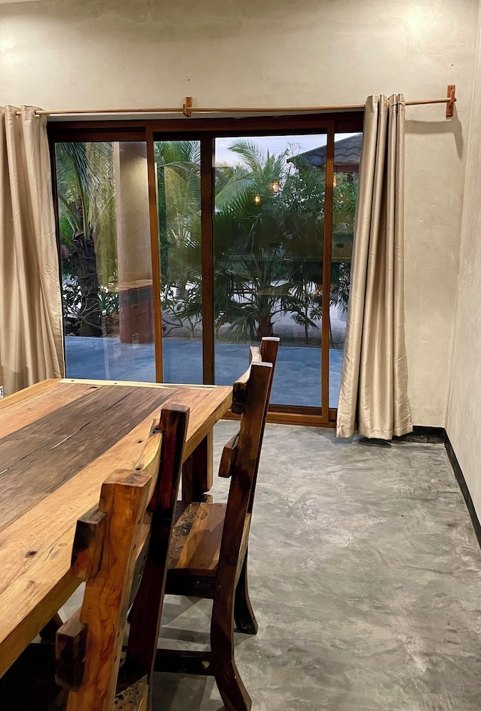 Baobab Bungalows