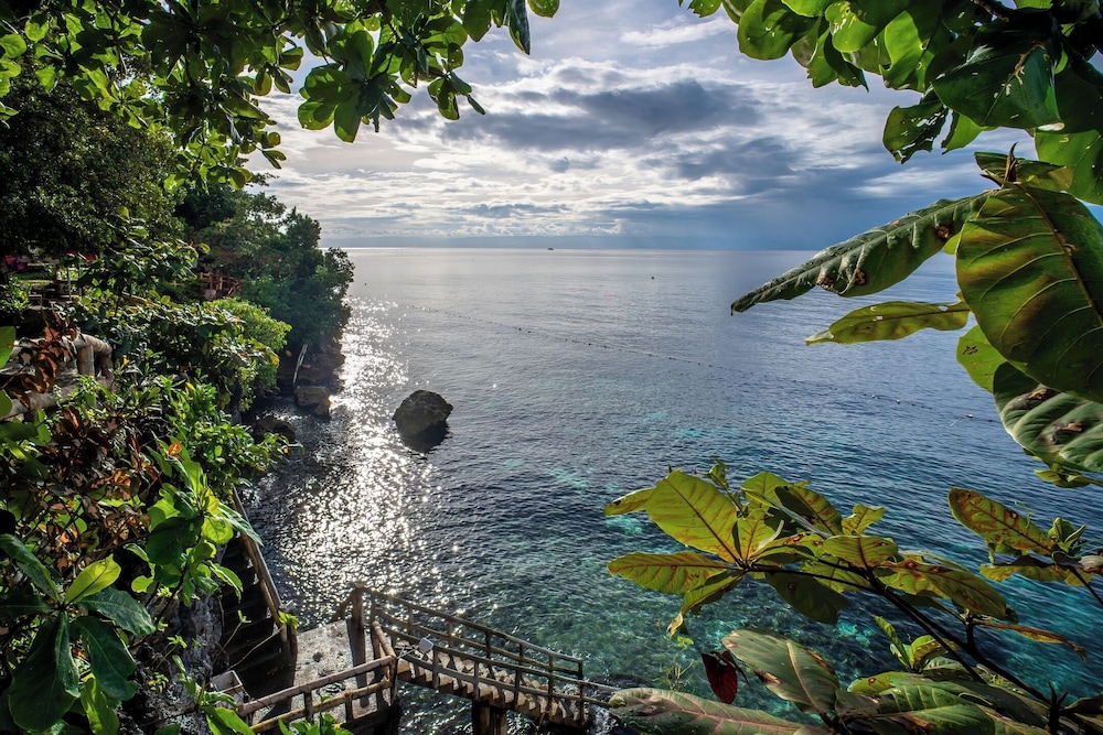 Almira Diving Resort
