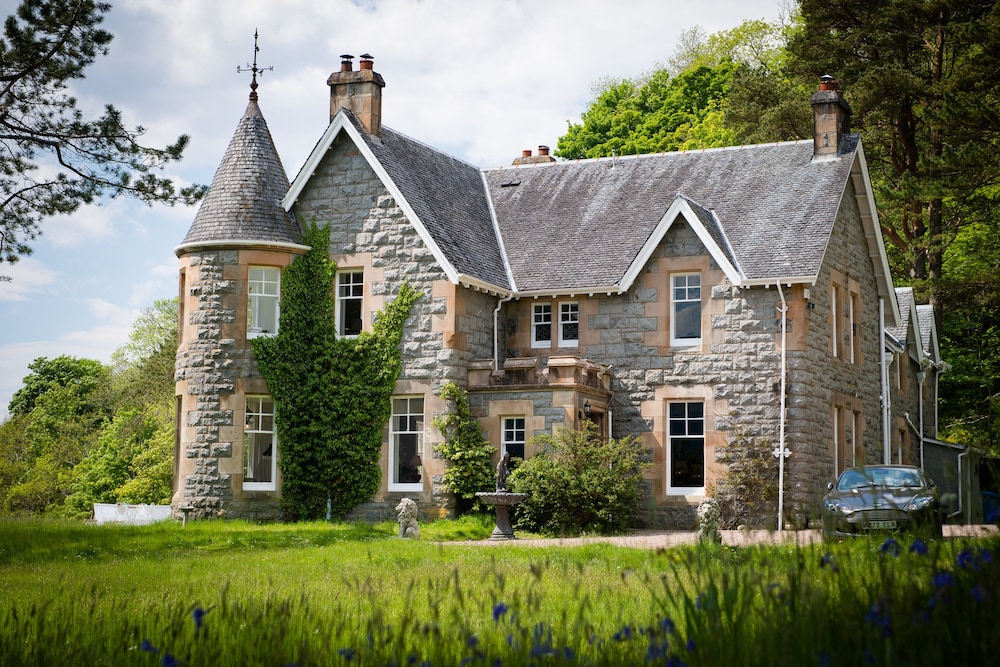 Ardrhu House Fort William