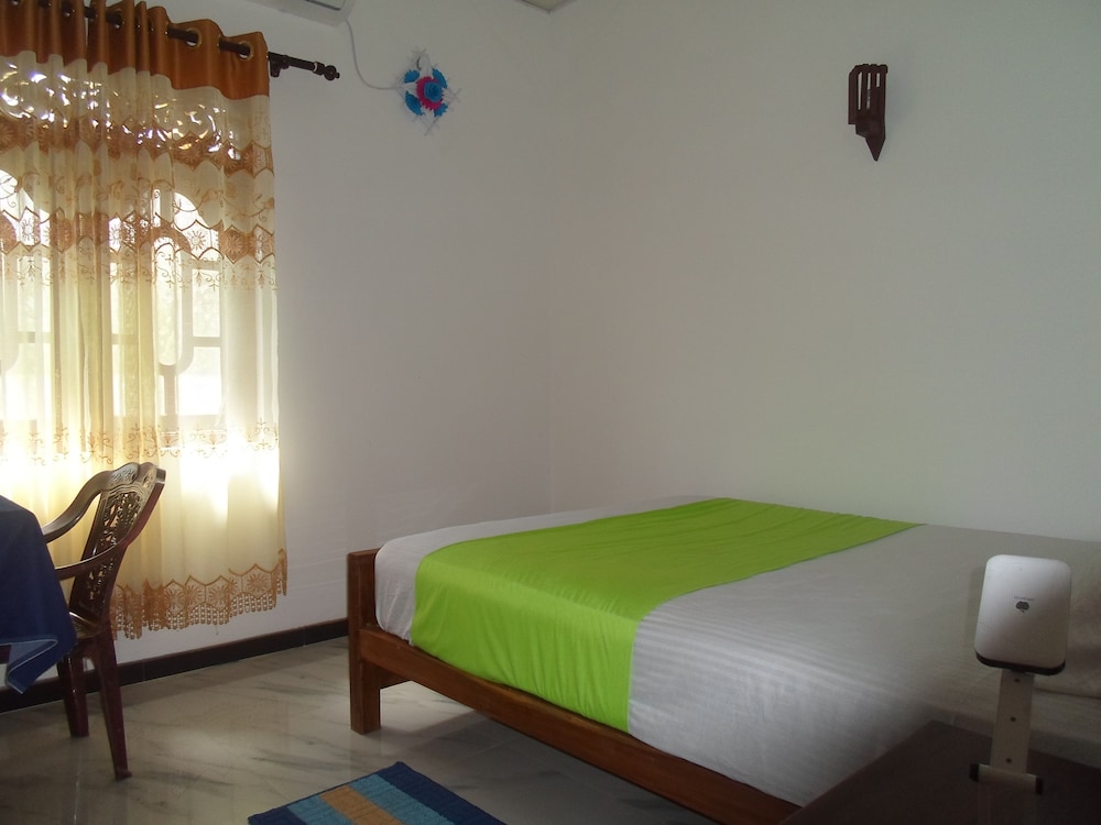 Amada Lake View Homestay view 4
