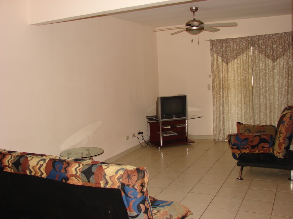 Villa Riviera