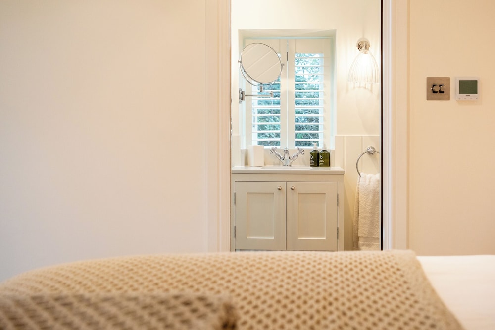 Stunning 6 BB Cottage & Annexe