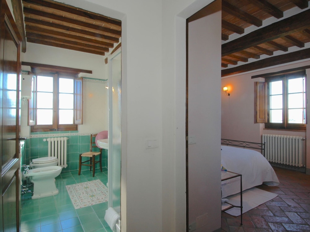 Cortona Vacations - Agriturismo Near Cortona With Swimming Pool - Property Image 23