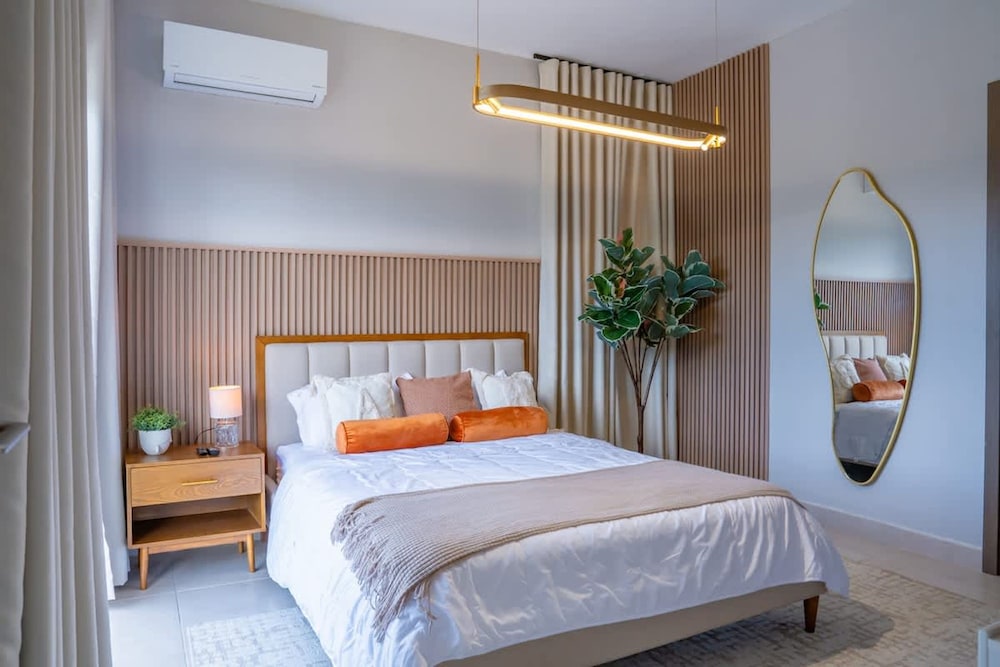 Ziba B06 NOK Classy 3BR Villa by Vistacana Rentals