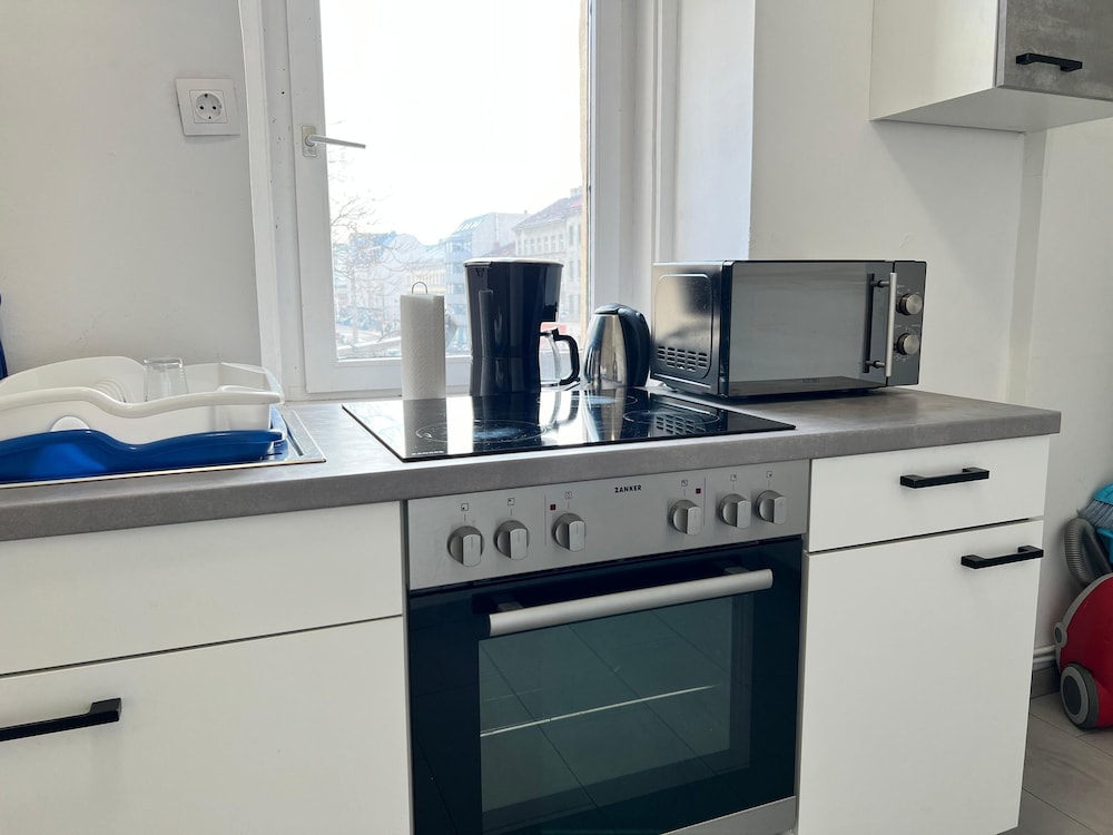 Spacious 4BR Stay Vienna for Families