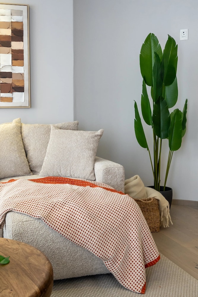 Grand 3BR Near Athenaeum Calea Victoriei