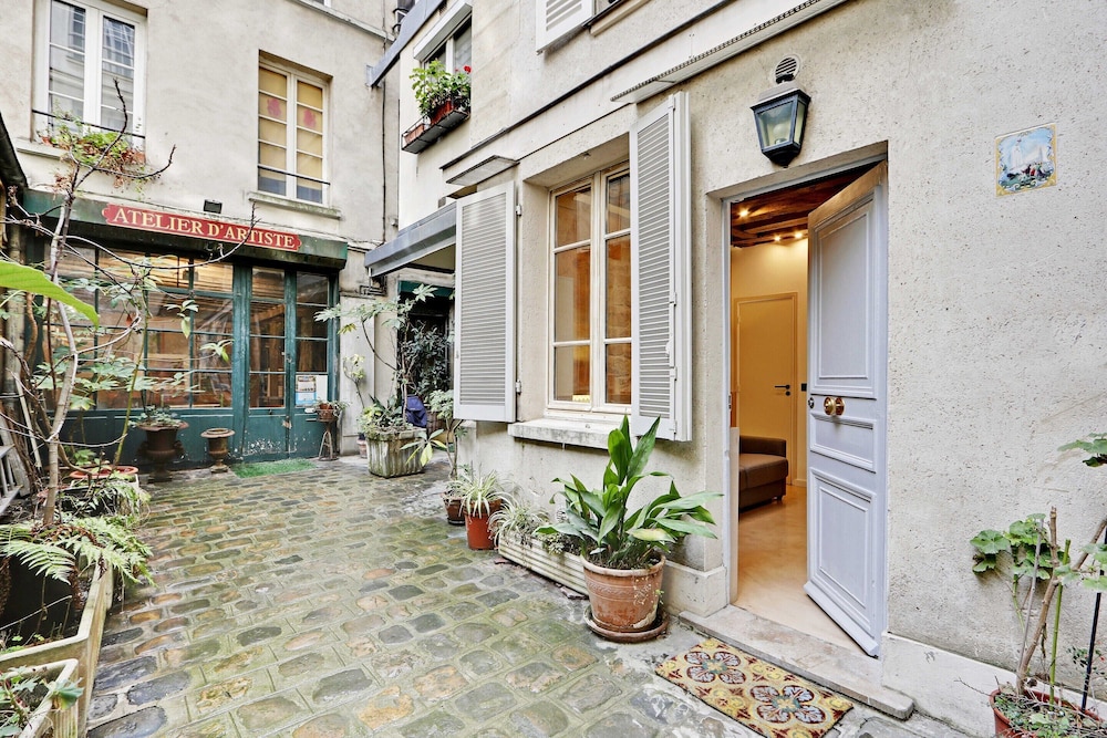Authentic Apartment - 1br/4p - Le Marais