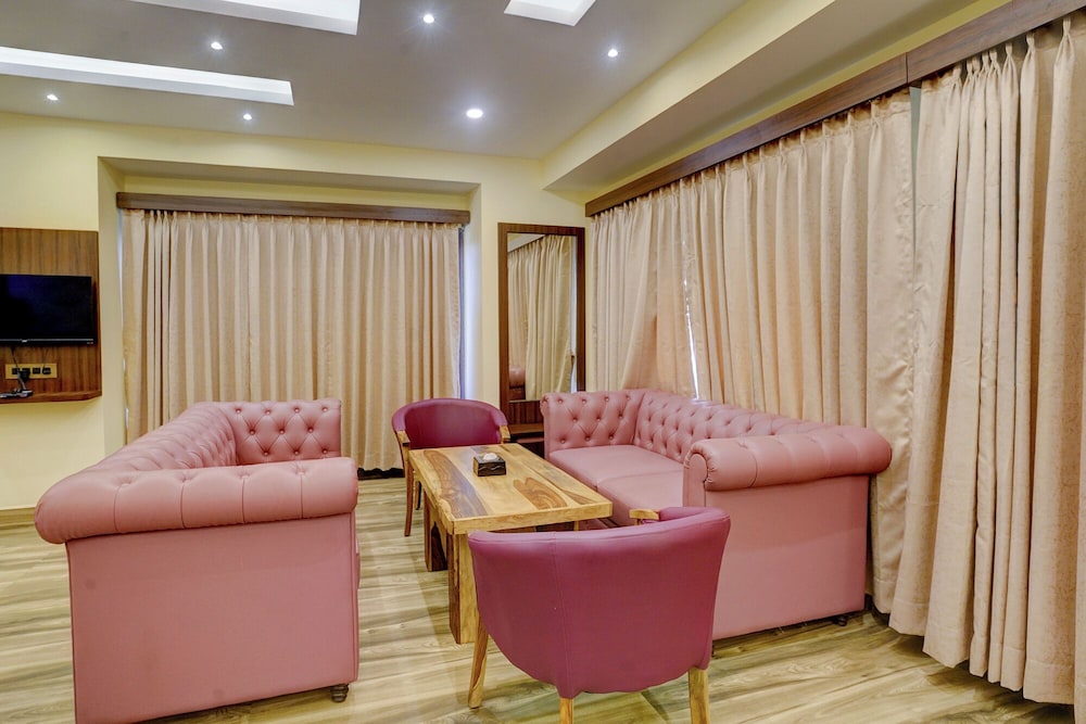 FabHotel Prime SN Blue