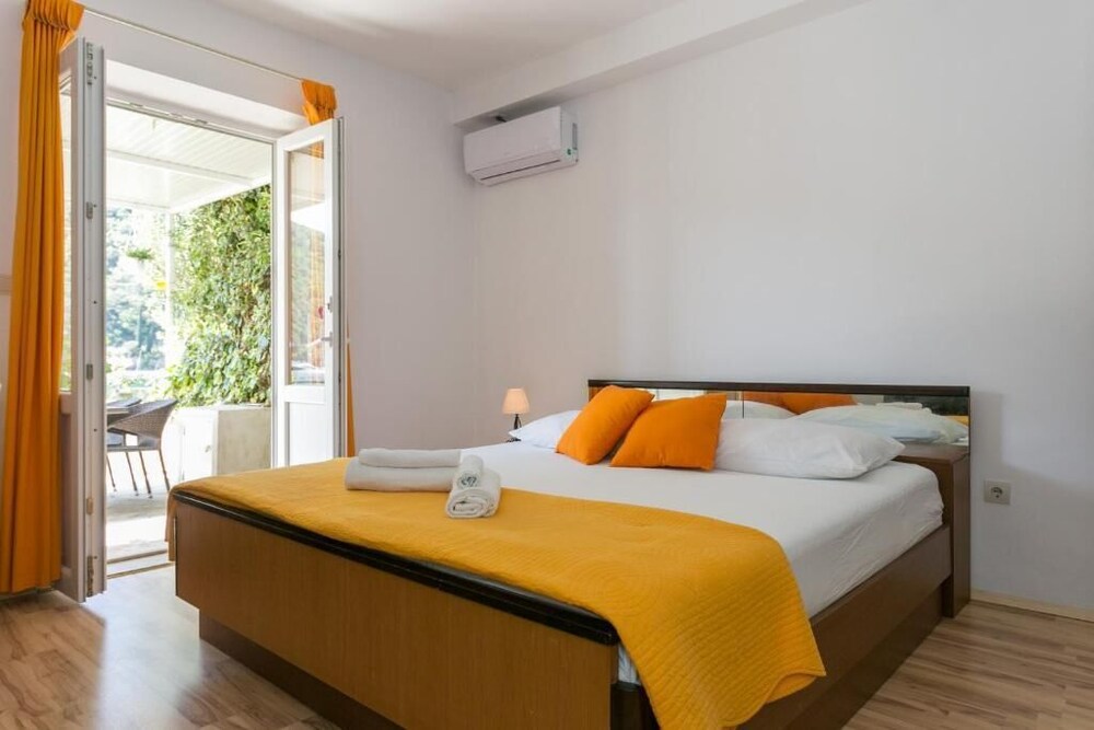 Nika Room - Adults Only