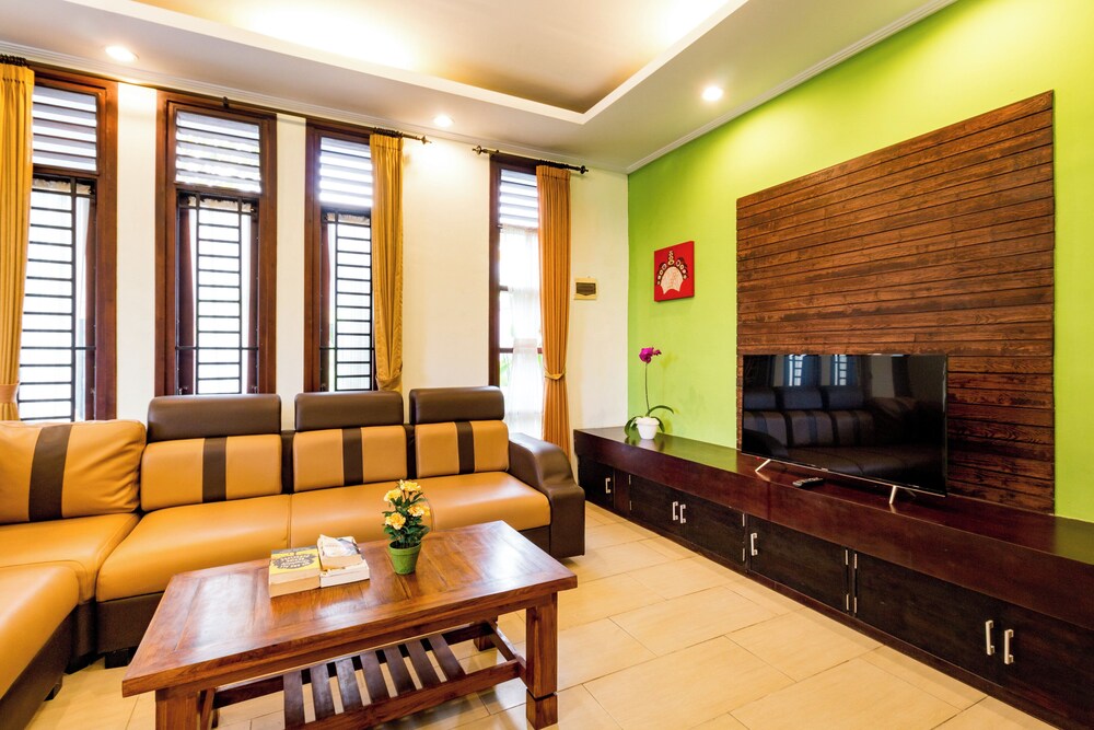 Villa Chandraika - 3BR Private Pool