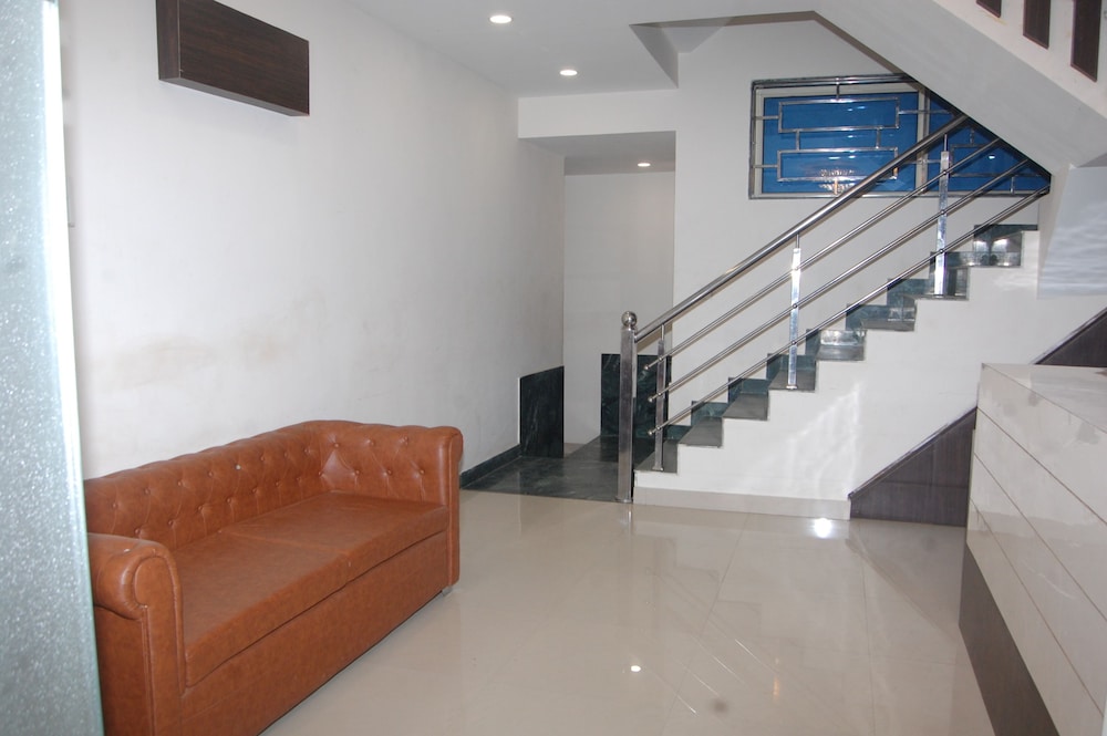 Hotel Surya