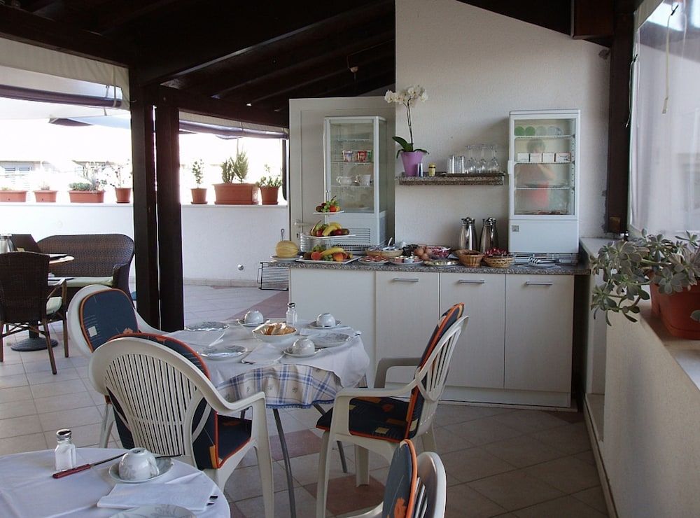 Klaudijas Charming Apartments & Rooms