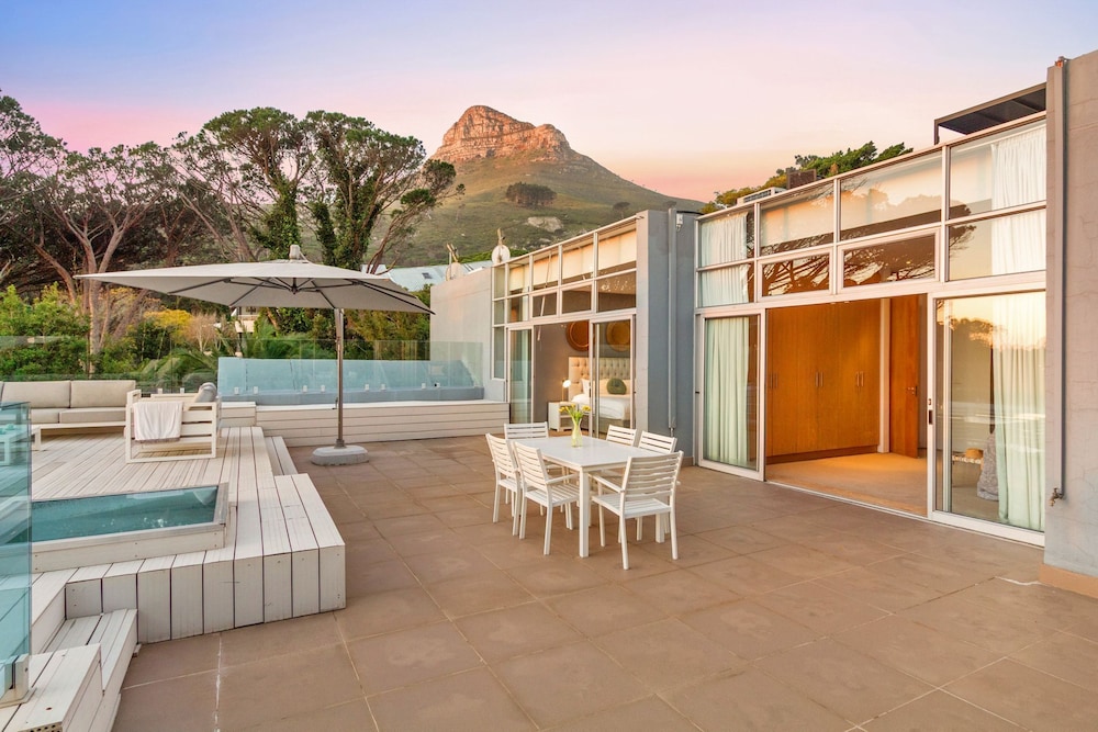 Oceanview Grange Retreat